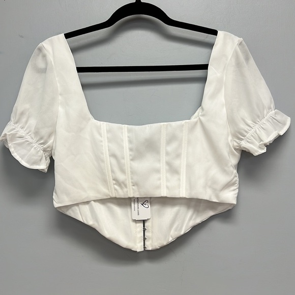 NWT Windsor Short Sleeve Corset Closure Cropped Top Size Large - Picture 2 of 5